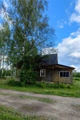 Здание 39,5 кв.м с земельным участком 657 кв.м по адресу: Ярославская область, Брейтовский р-н, д. Остряковка, д. 17